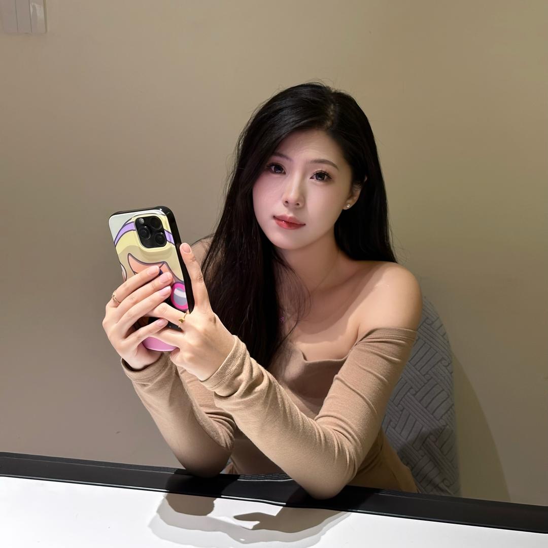 杨柯欣有点晕碳