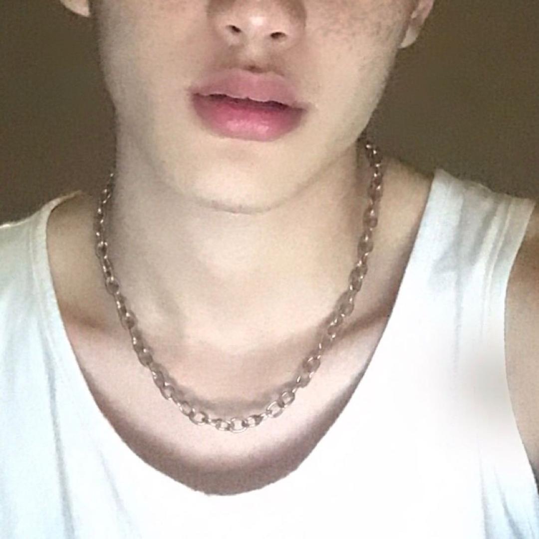 李晨浩