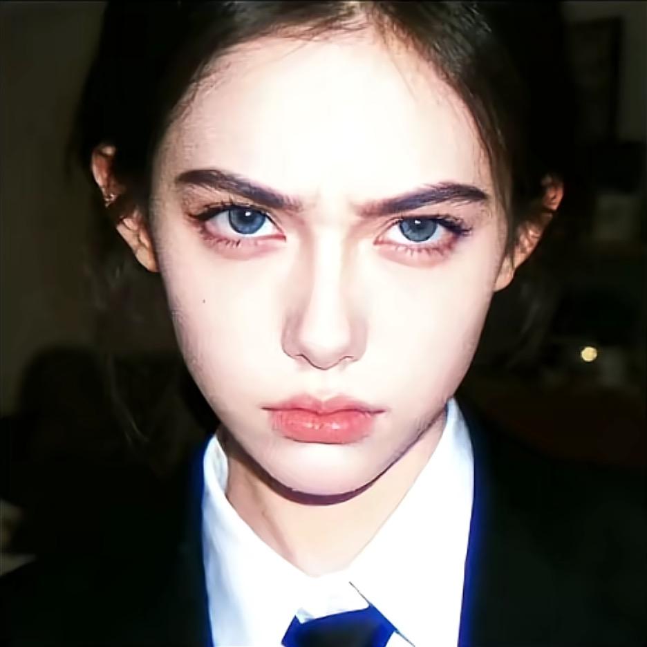 不争馒头争口气ฅฅ