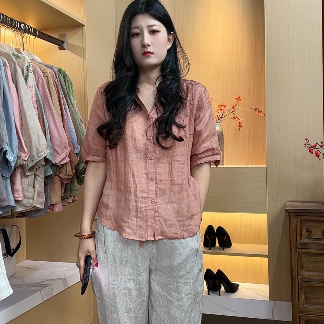 霓裳女装工厂店