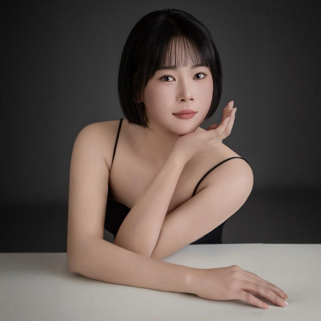 不定义的化妆师｜艺涵