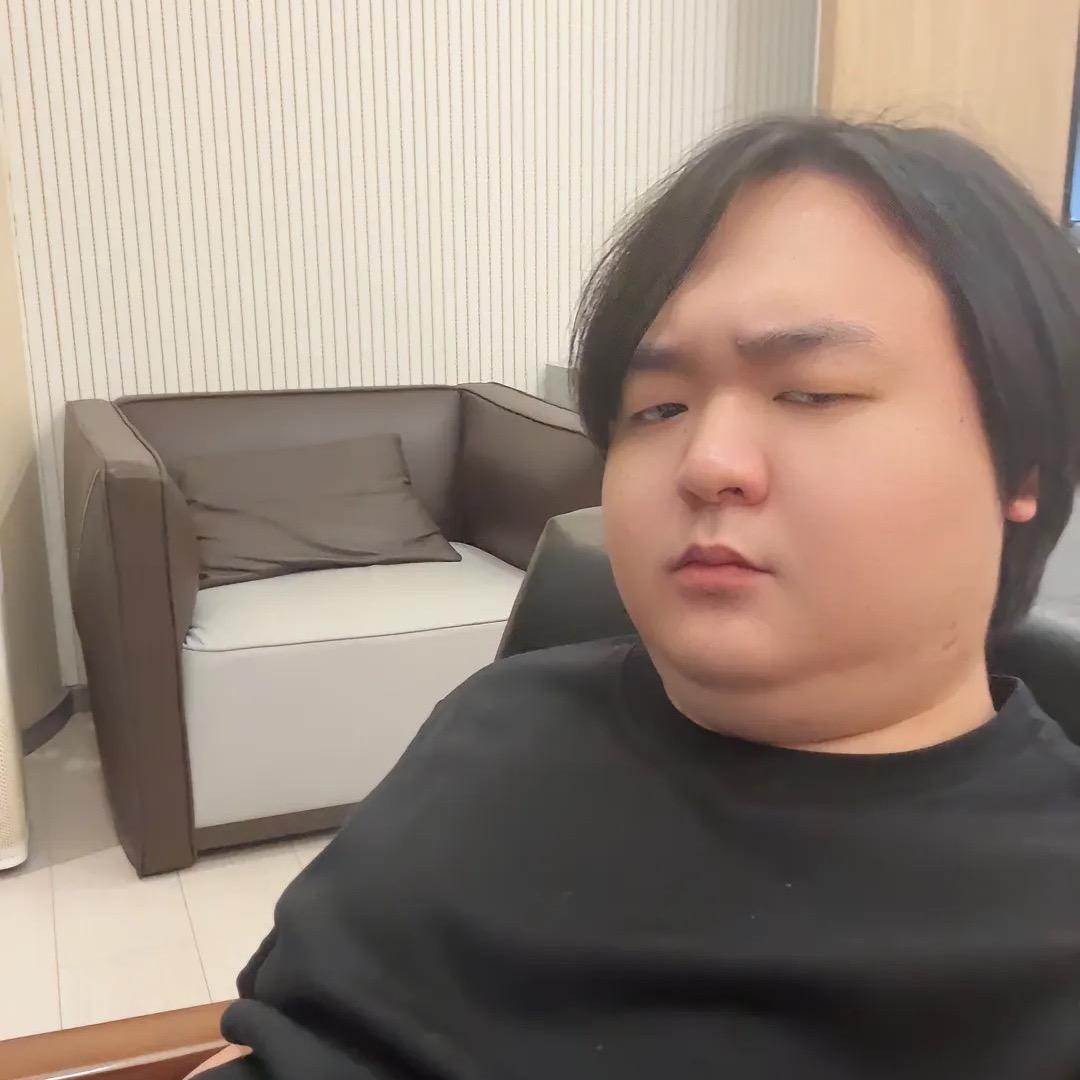 出来面对我