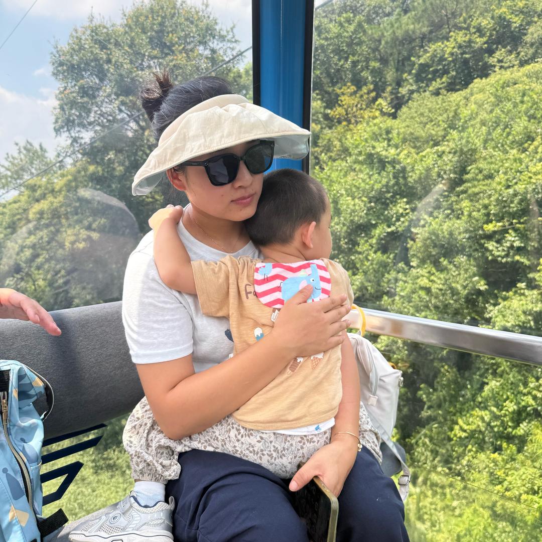 茜茜👸（孕中期）