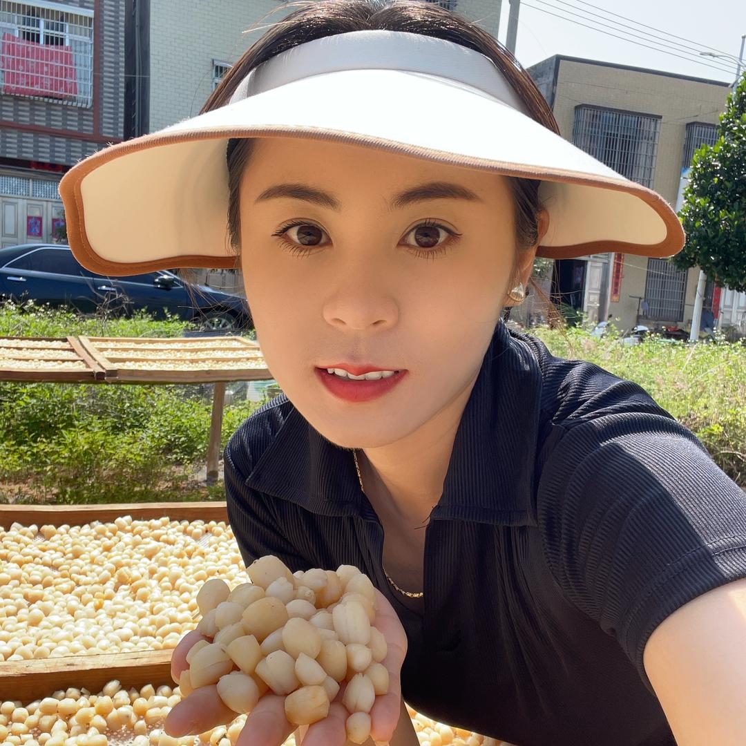 遂溪县草潭家族海鲜干货店