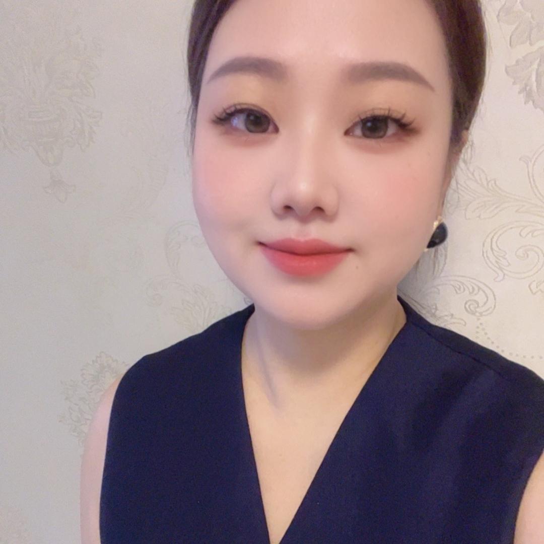 玫娜璀璨