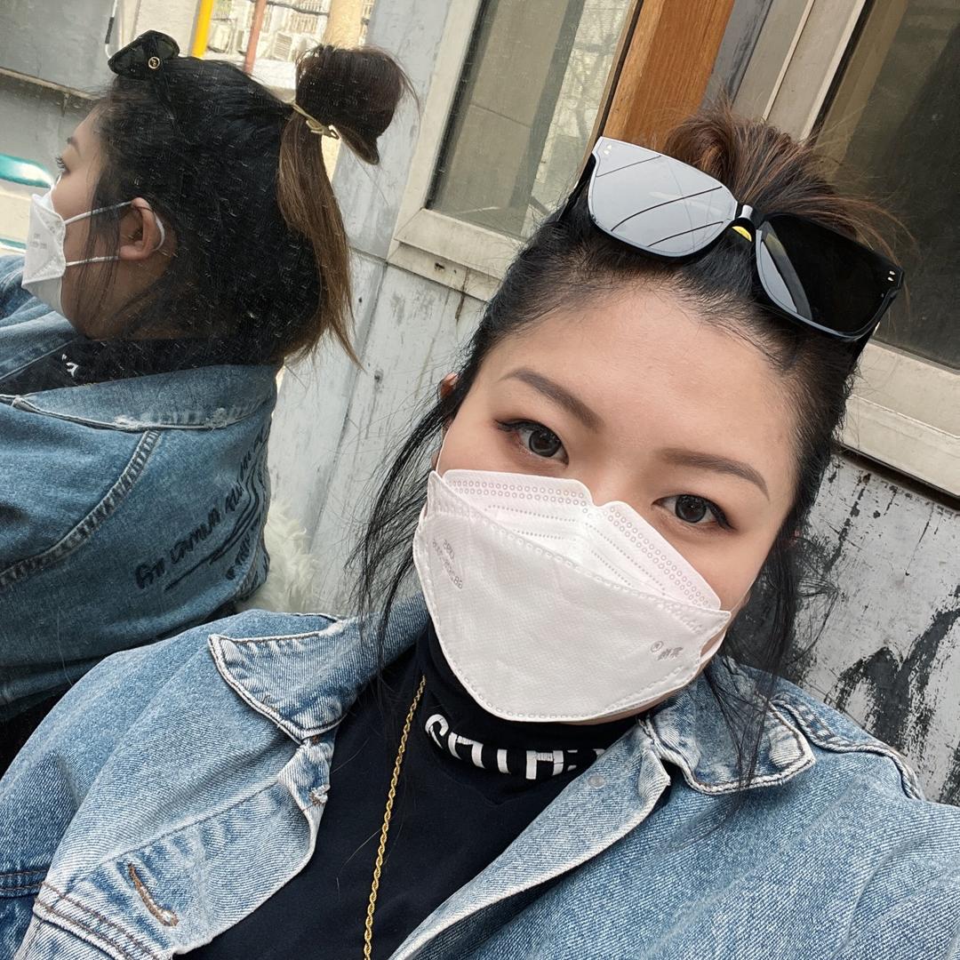 张家小哥～很邪恶