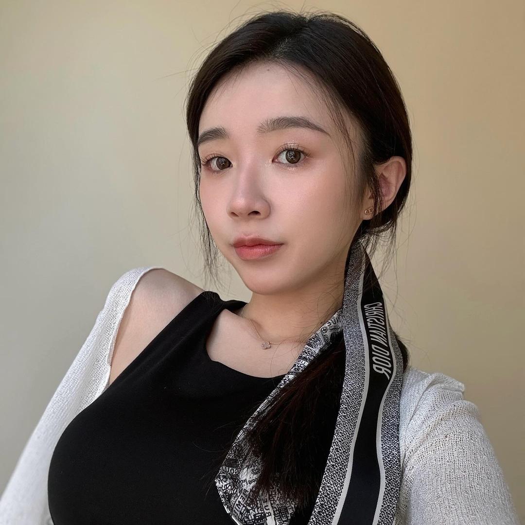 花🌹最美-