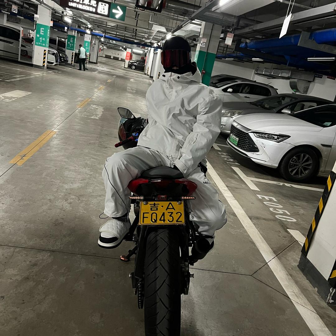 长春葡萄雪服租赁