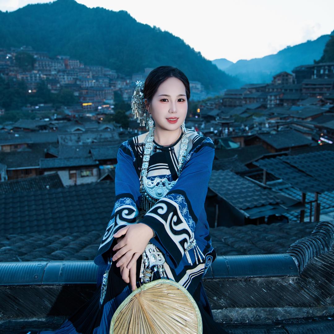 洪州 一家私房菜 的莫姐