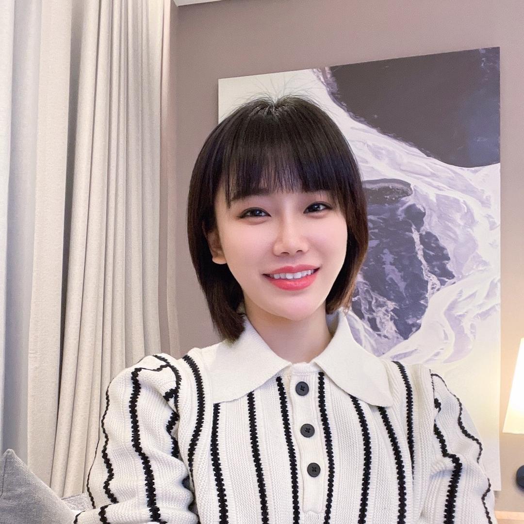 猪哥云企服-钟佳丽