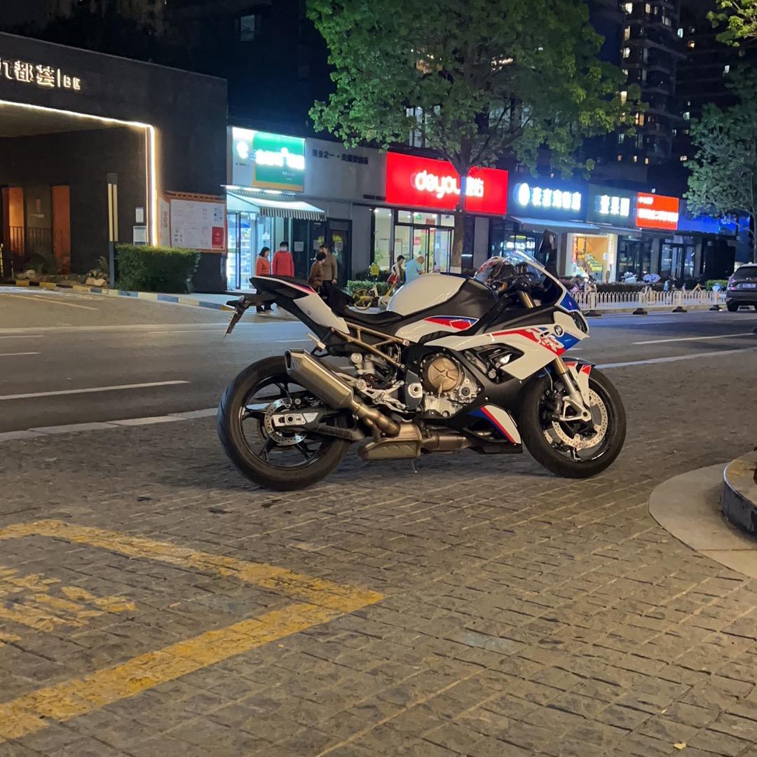 搬砖的张二狗
