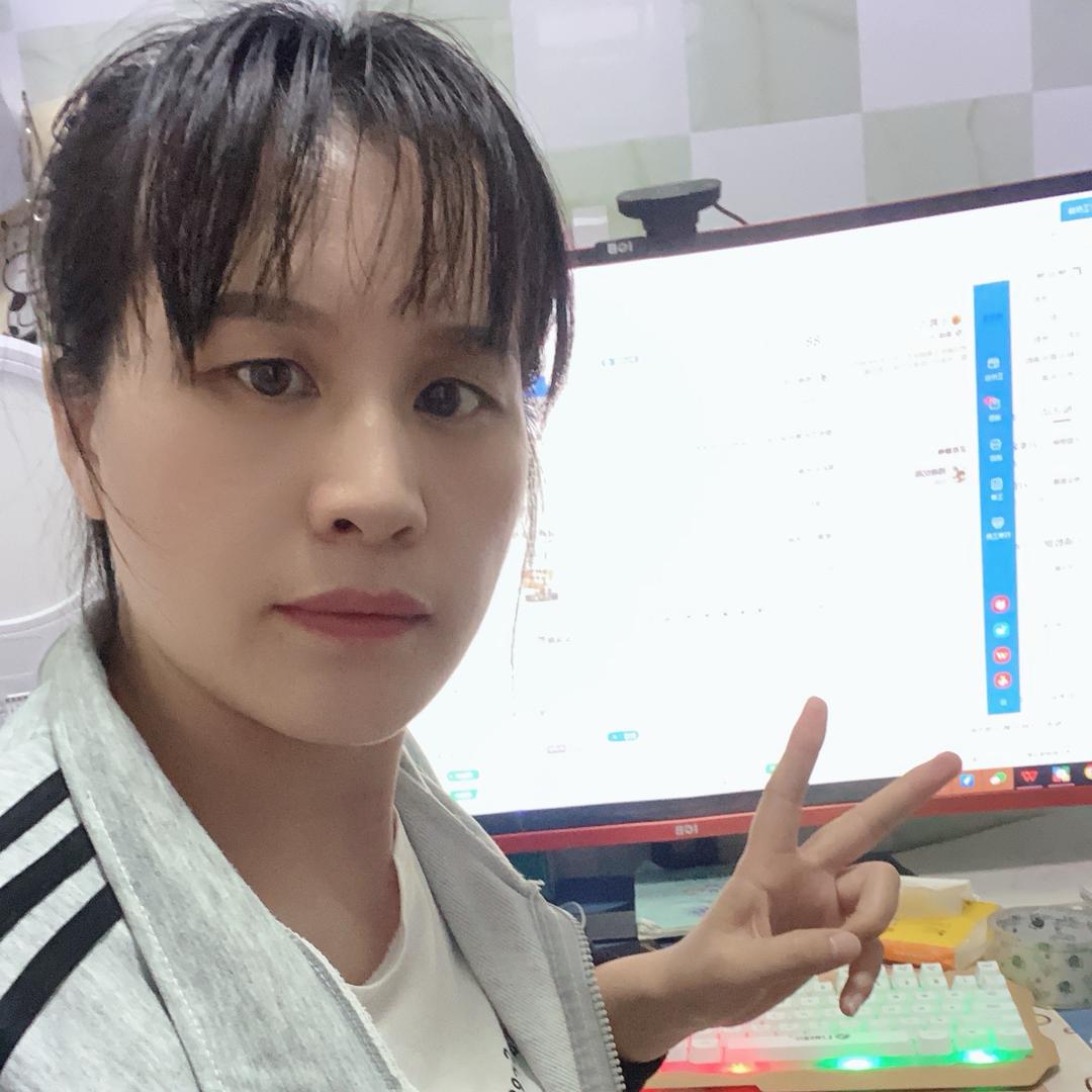 打不倒的锅盖妈
