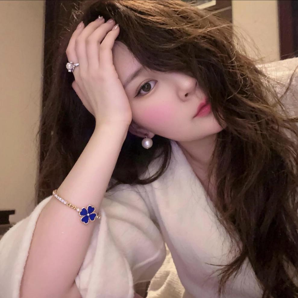爱喝雪碧🦋