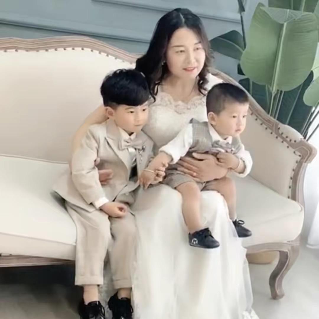 张莉