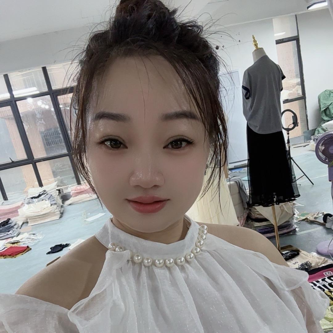 稳稳服装店