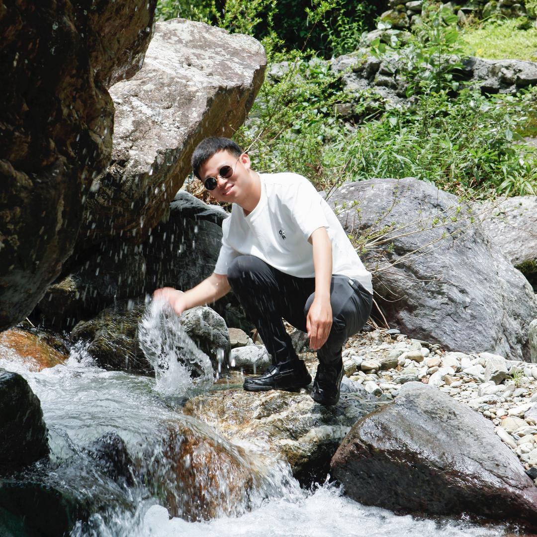 皖南守村人
