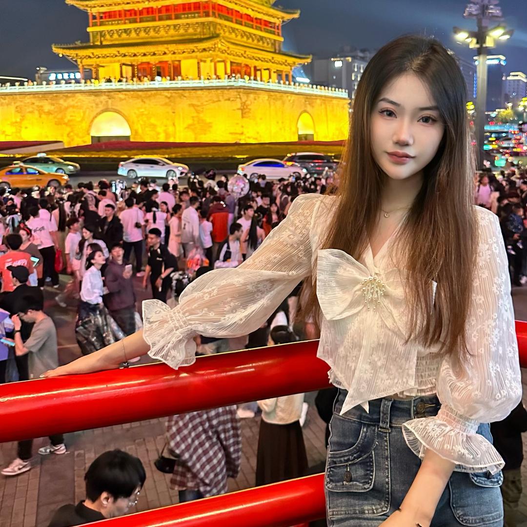 巩秀儿.