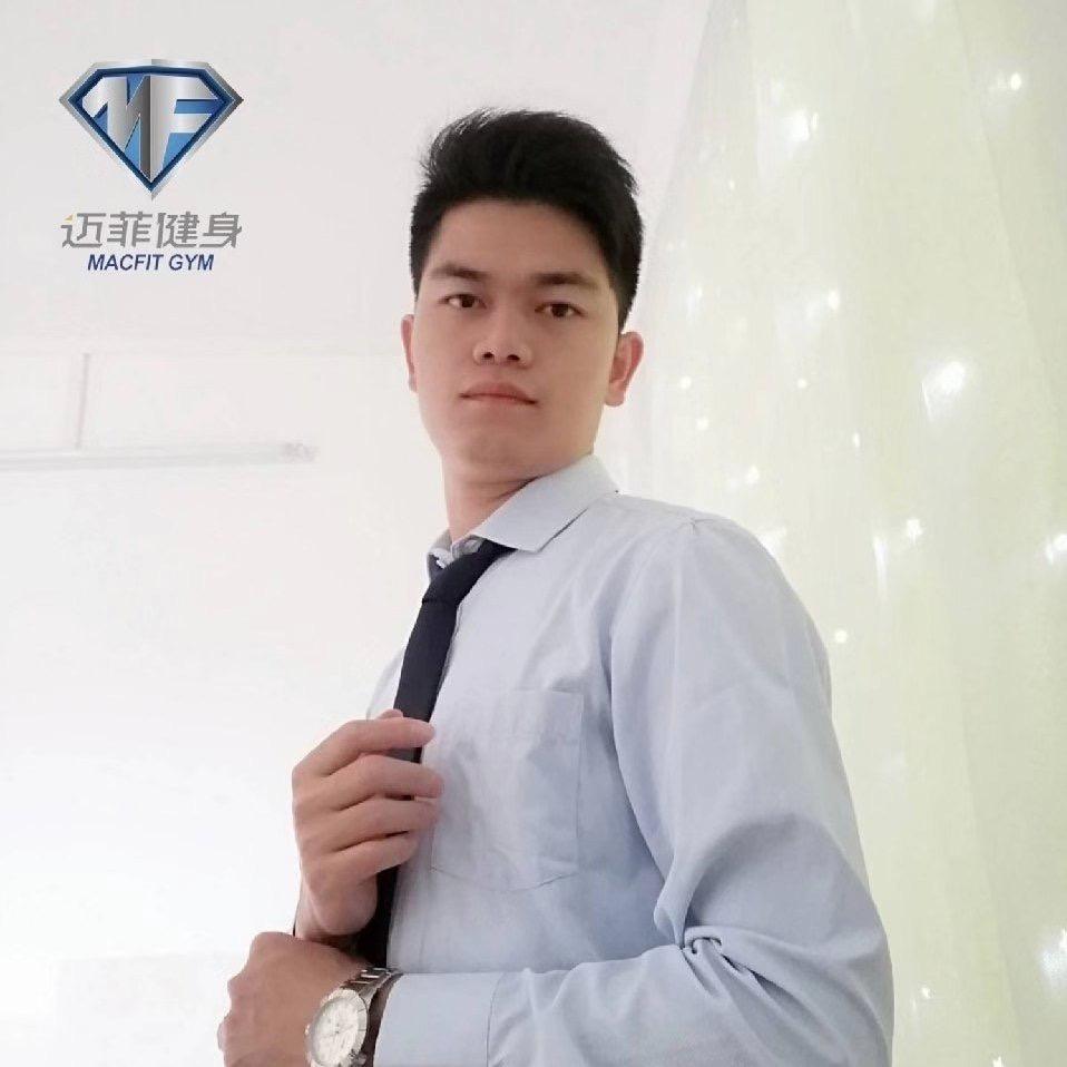 迈菲健身华仔
