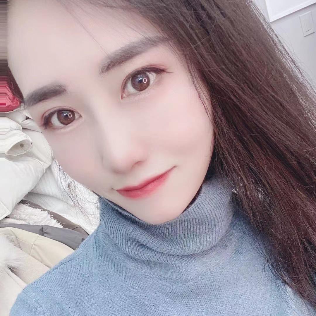 亦辰女装穿搭