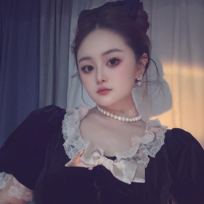 会化妆的大美丽👑