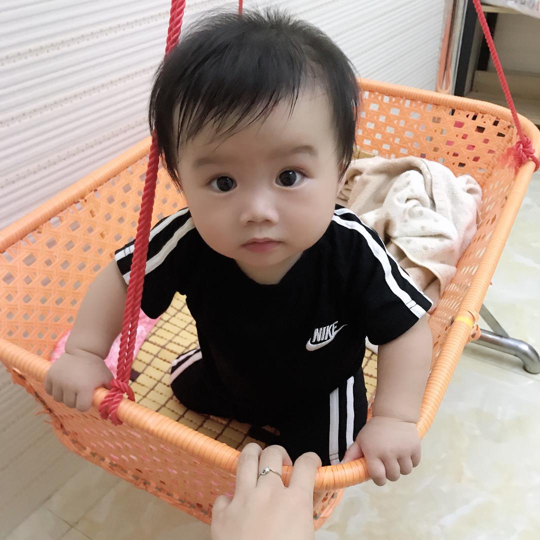 泡泡吖女装穿搭