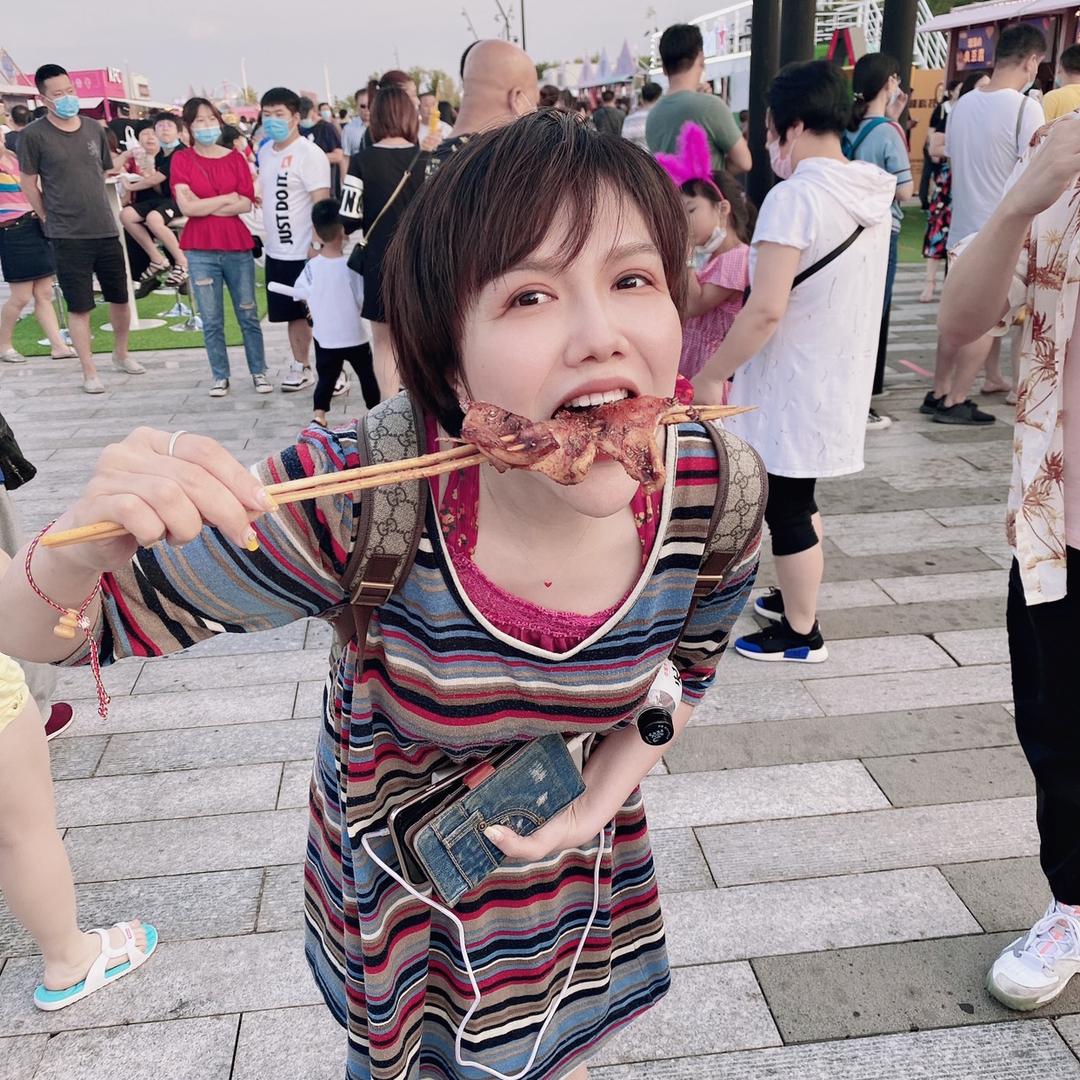 团痴痴