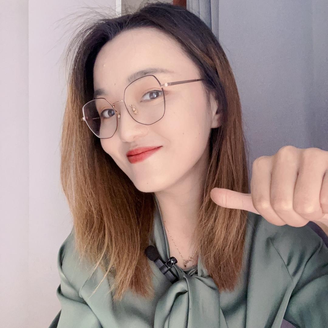 济南设计师兰兰装饰