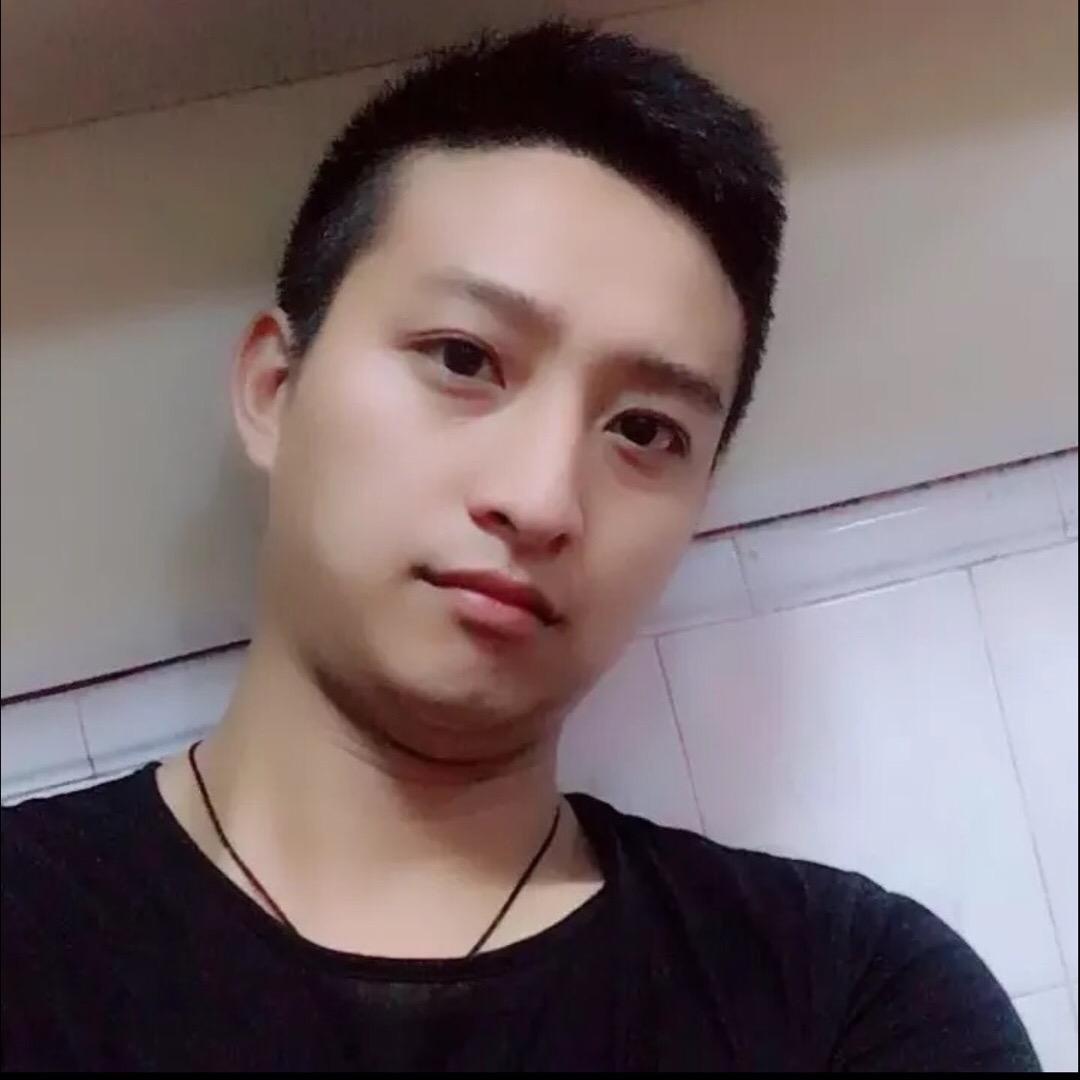 左手、
