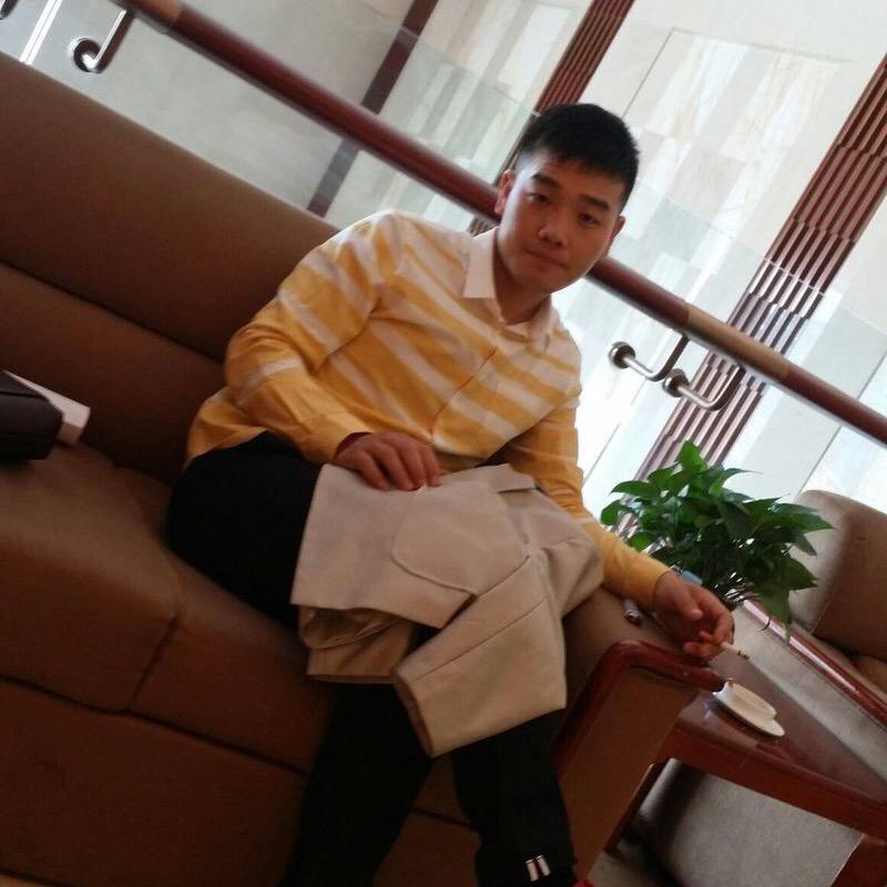 零食折扣小王子