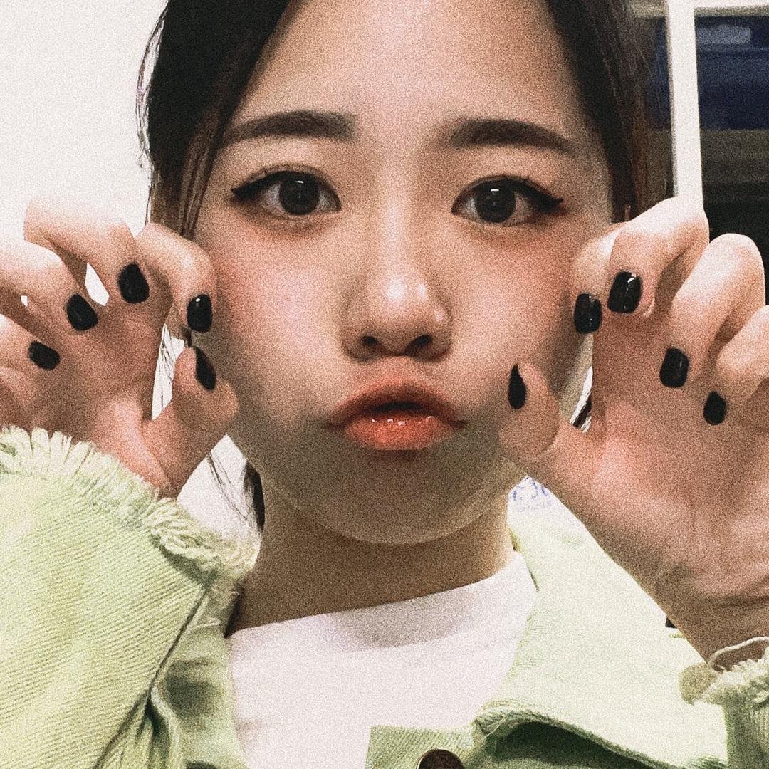 -嫣-