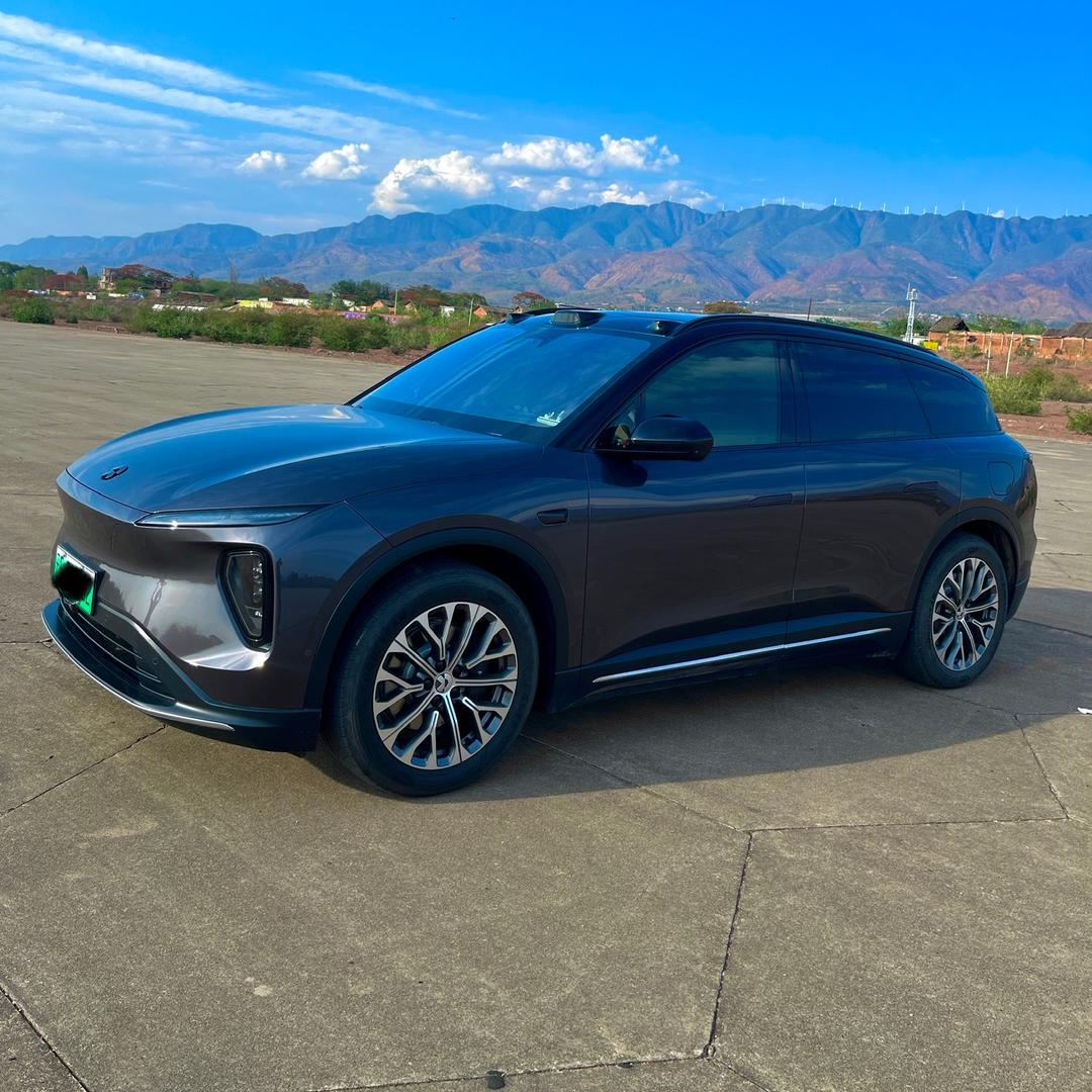 元谋蔚来充换一体站