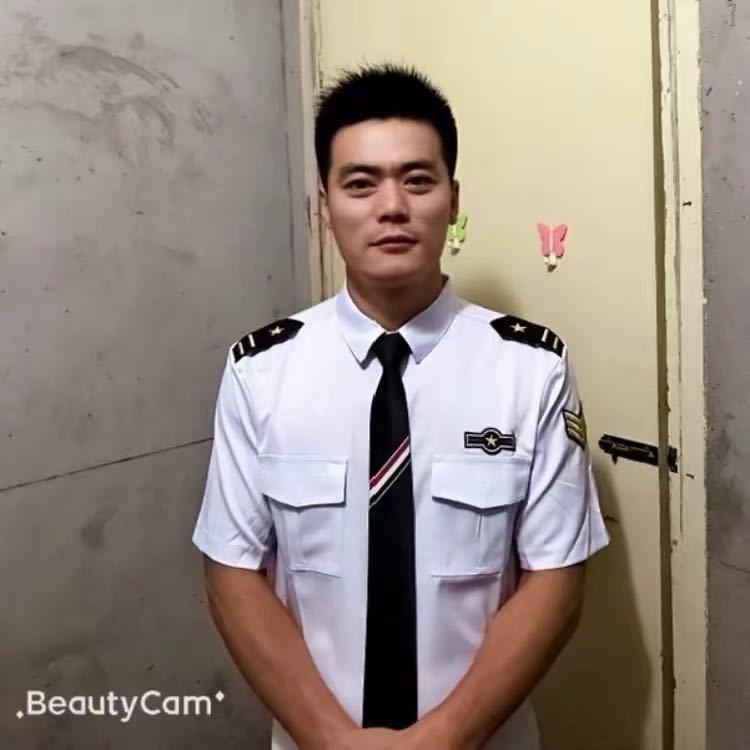 骨折的蚂蚁