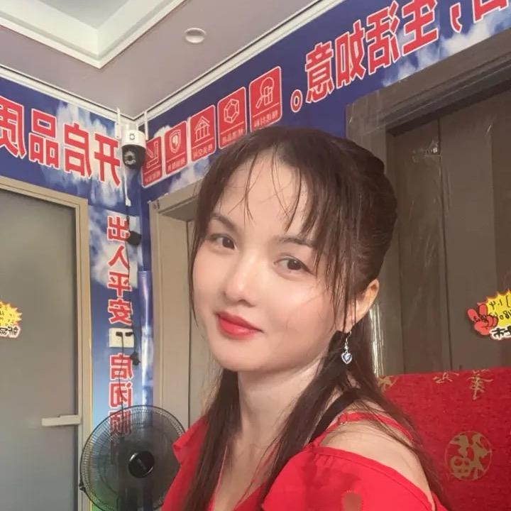 容县奋旺门窗衣柜吊顶，零八鸡鸭店。