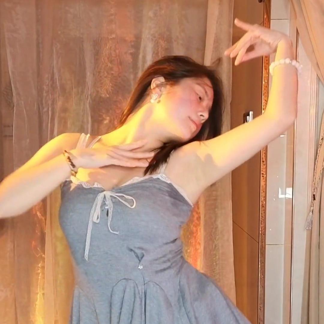 莉臻臻