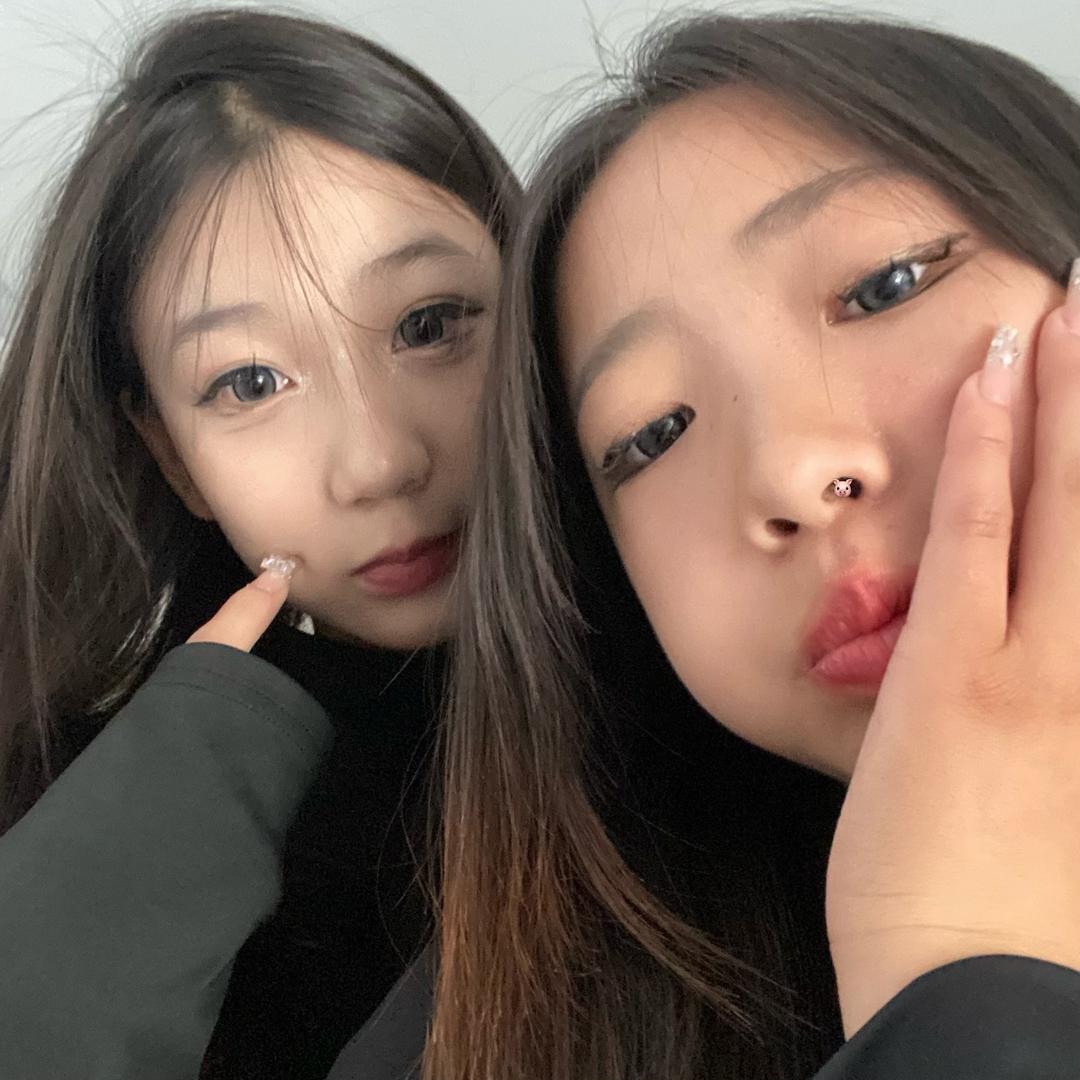 高高帆and小小妮
