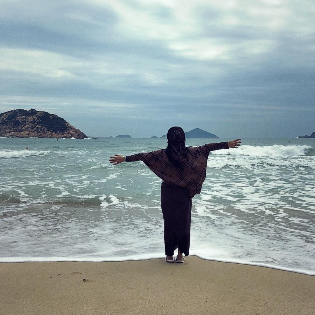 湲湲