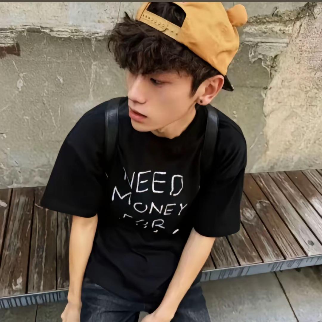 成都集团郑润泽