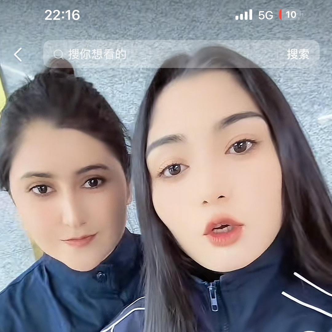 单亲妈妈  玛依拉👩‍👦