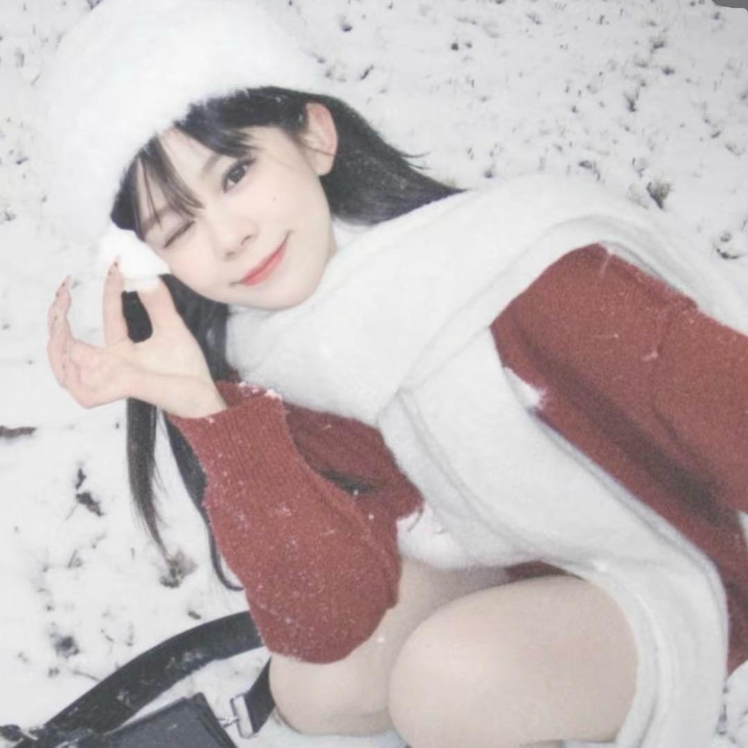 M 美七 .