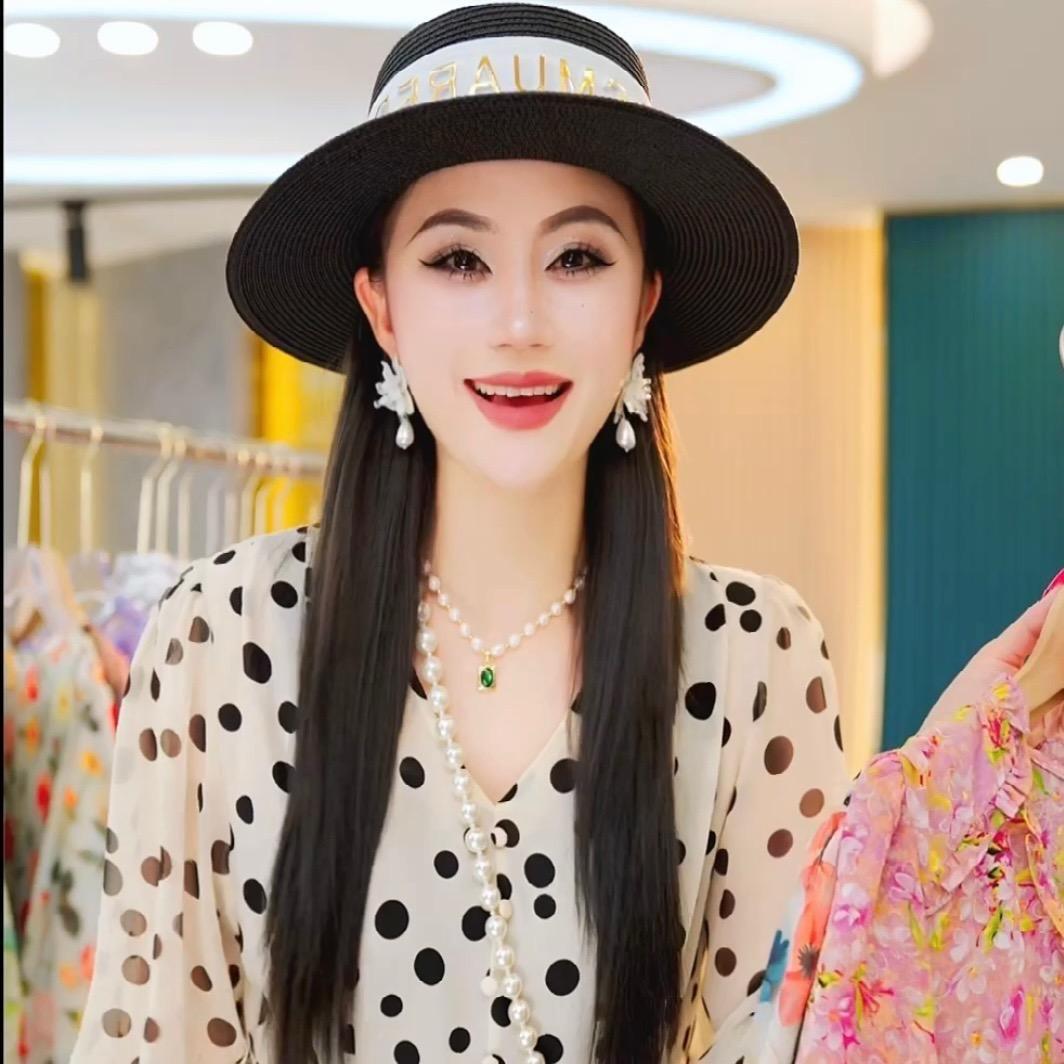 欧韵菲真丝大牌集合店