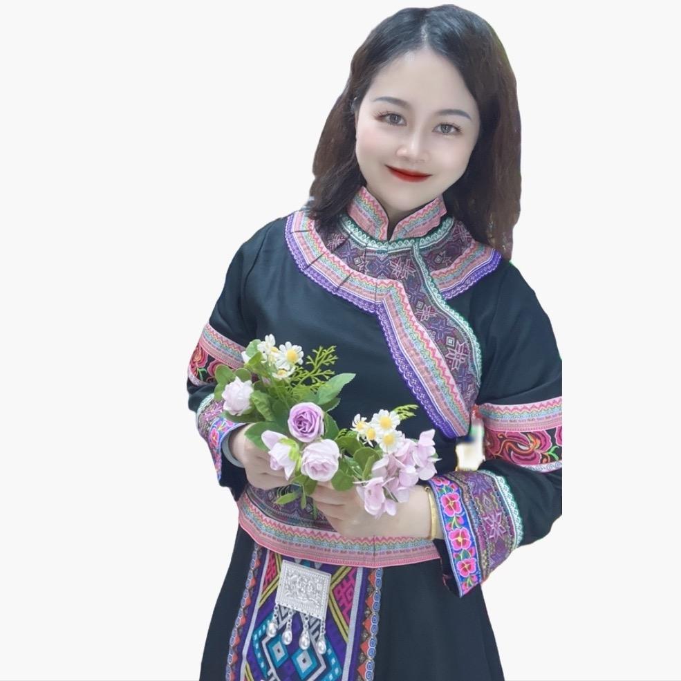 壮家女孩（小唐唐）