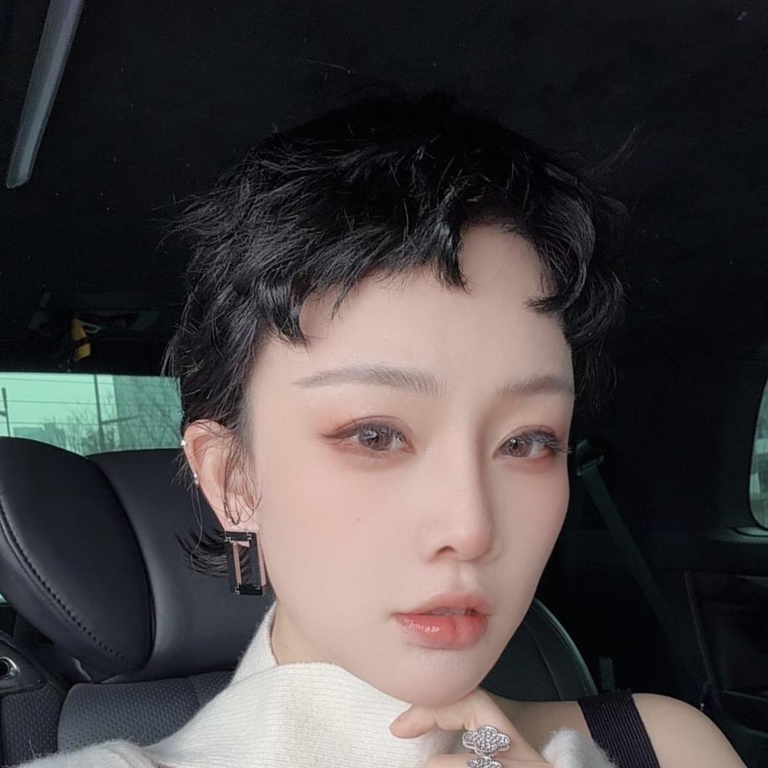 舞舞尧涵服饰商家号