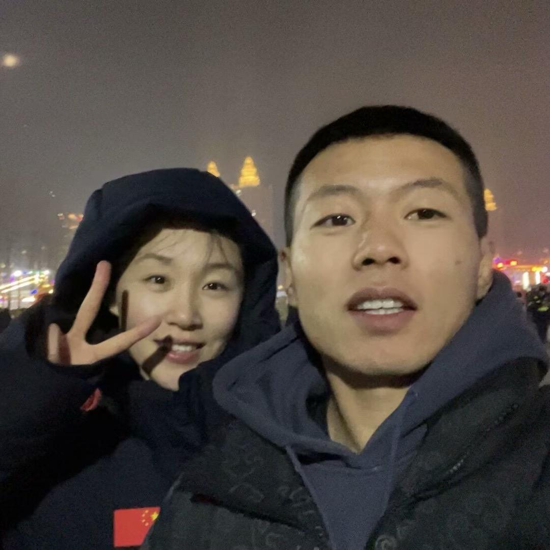 摔跤小硕
