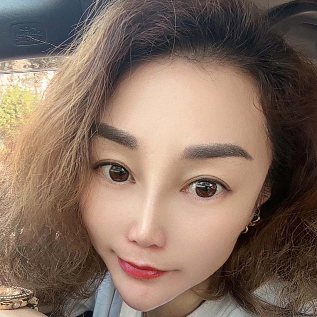 秀宝