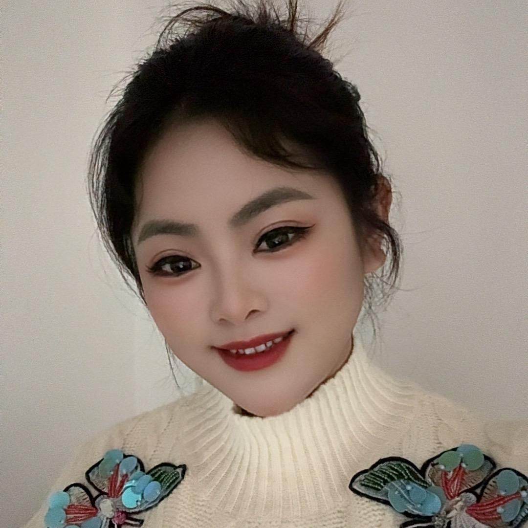 严女士