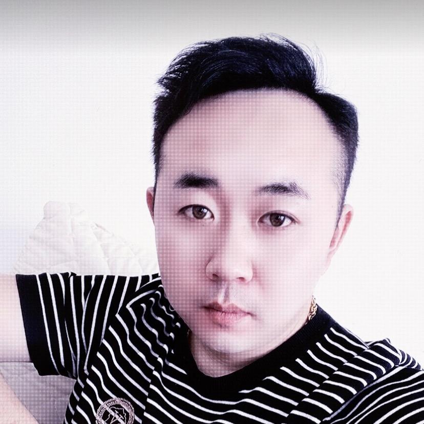 辽宁东戴河卖车小伙奔驰车队