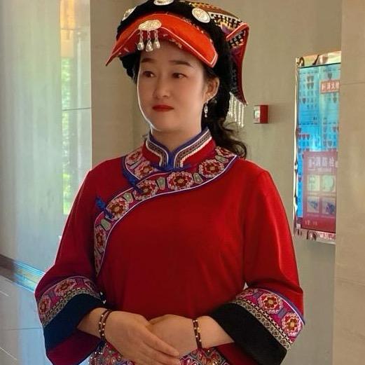 小雷 土特产 烟🚬酒🥃  茶🍵