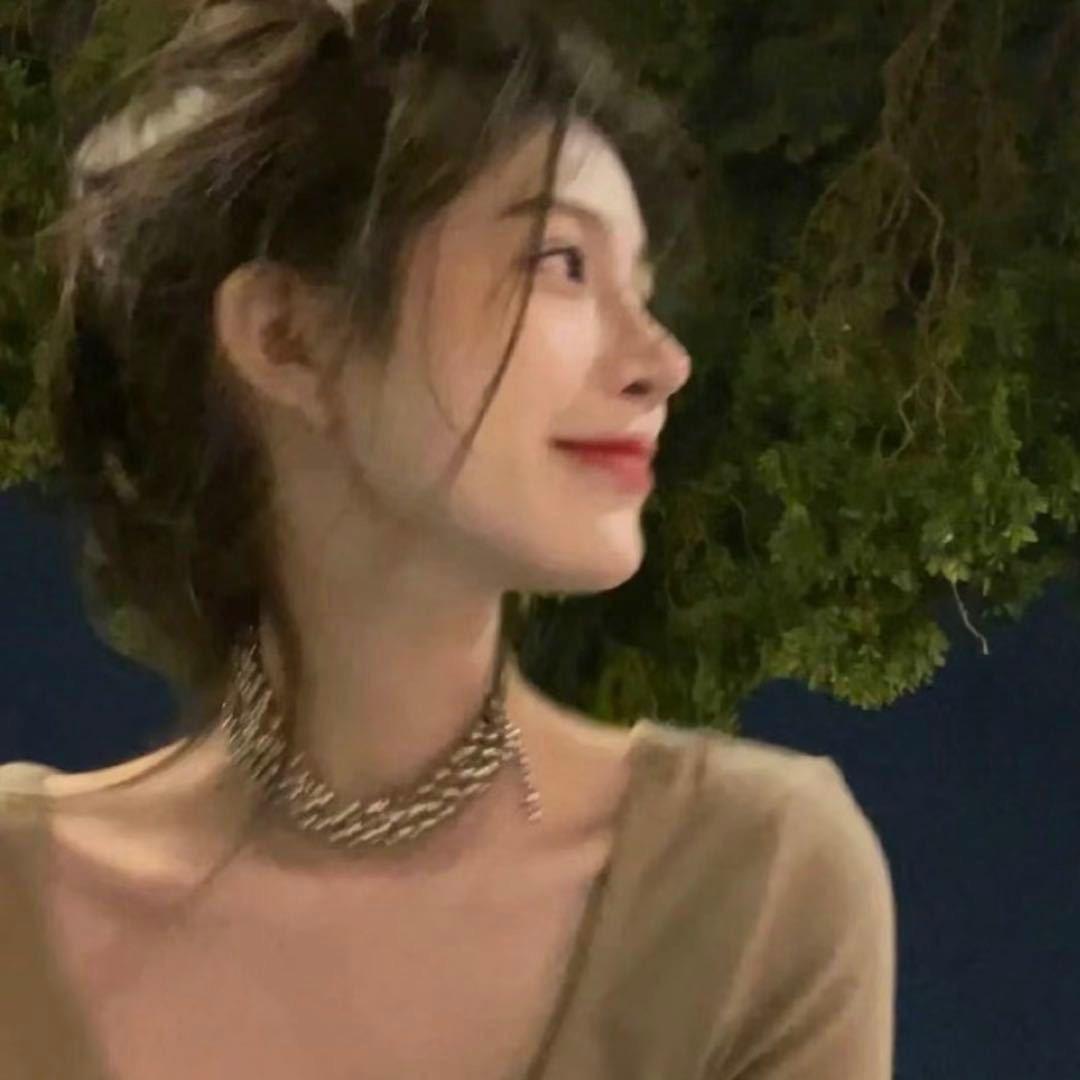 㭍七