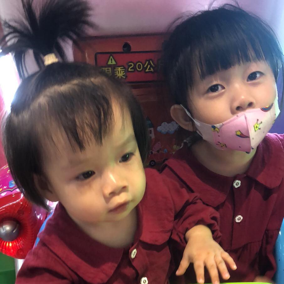 诗欣姐妹👭