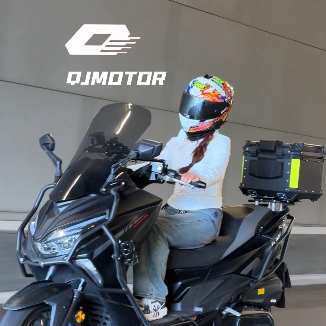 踏板小露🛵